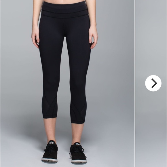 Lululemon inspire crop leggings black with zipper pocket - Picture 2 of 8